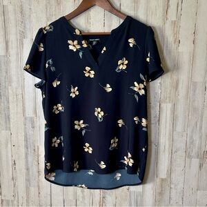 Hilary Radley Navy Floral V-Neck Short Sleeve Blouse